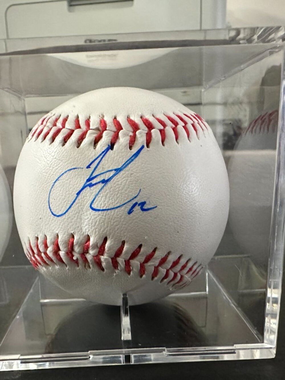 FRANCISCO LINDOR SIGNED NEW YORK METS/GUARDIANS AUTOGRAPHED BASEBALL W/COA 910